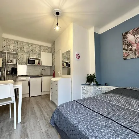 Studios Climatises Proche Mer Nizza Exterior foto