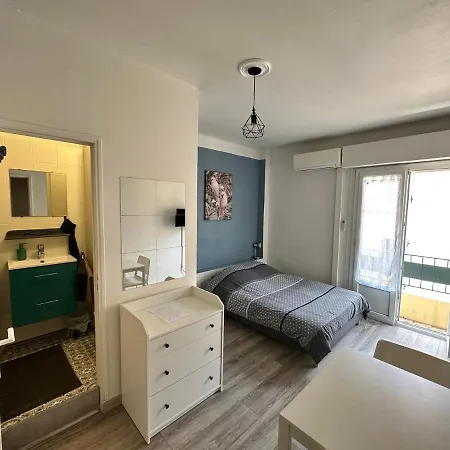 Studios Climatises Proche Mer Nizza Exterior foto