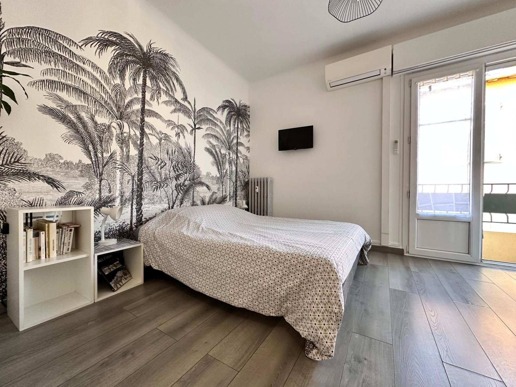 Apartment Climatises Proche *